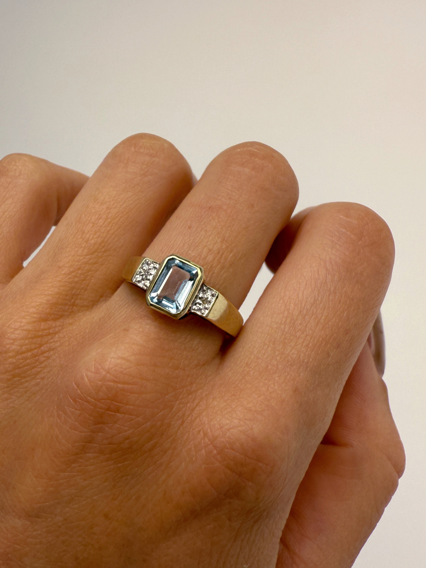 Princess Square Ring Vintage Gold
