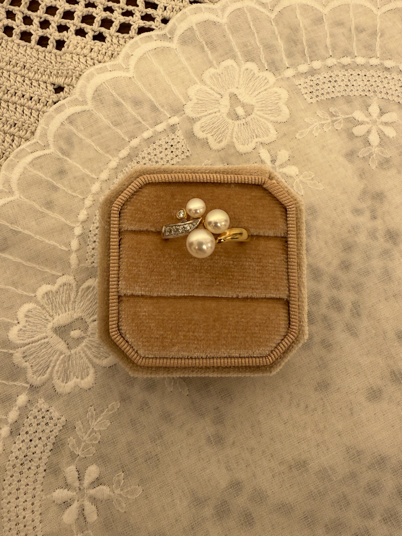 Mermaid Pearl Ring Vintage Gold