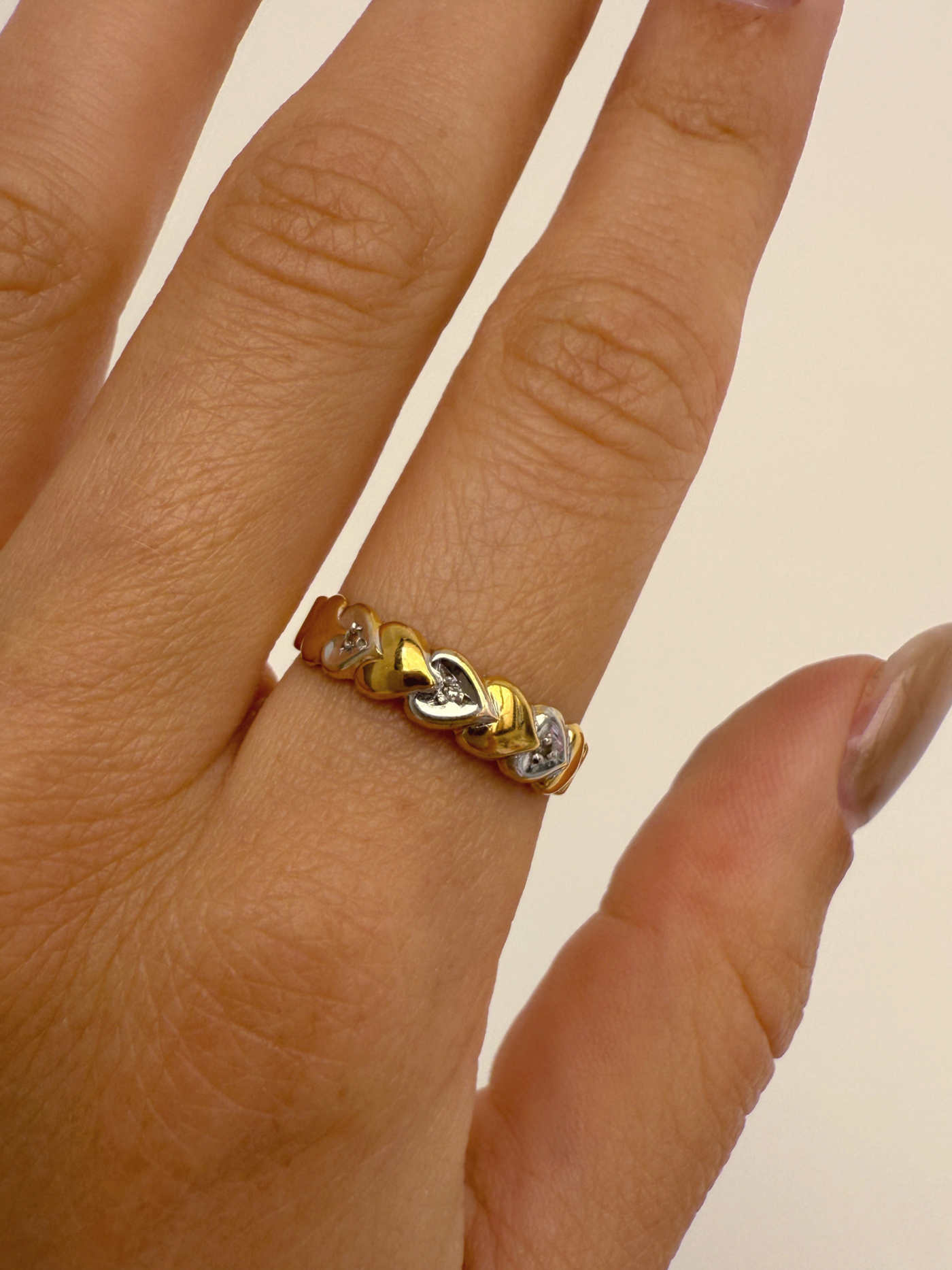 Endless Love Ring Vintage Gold