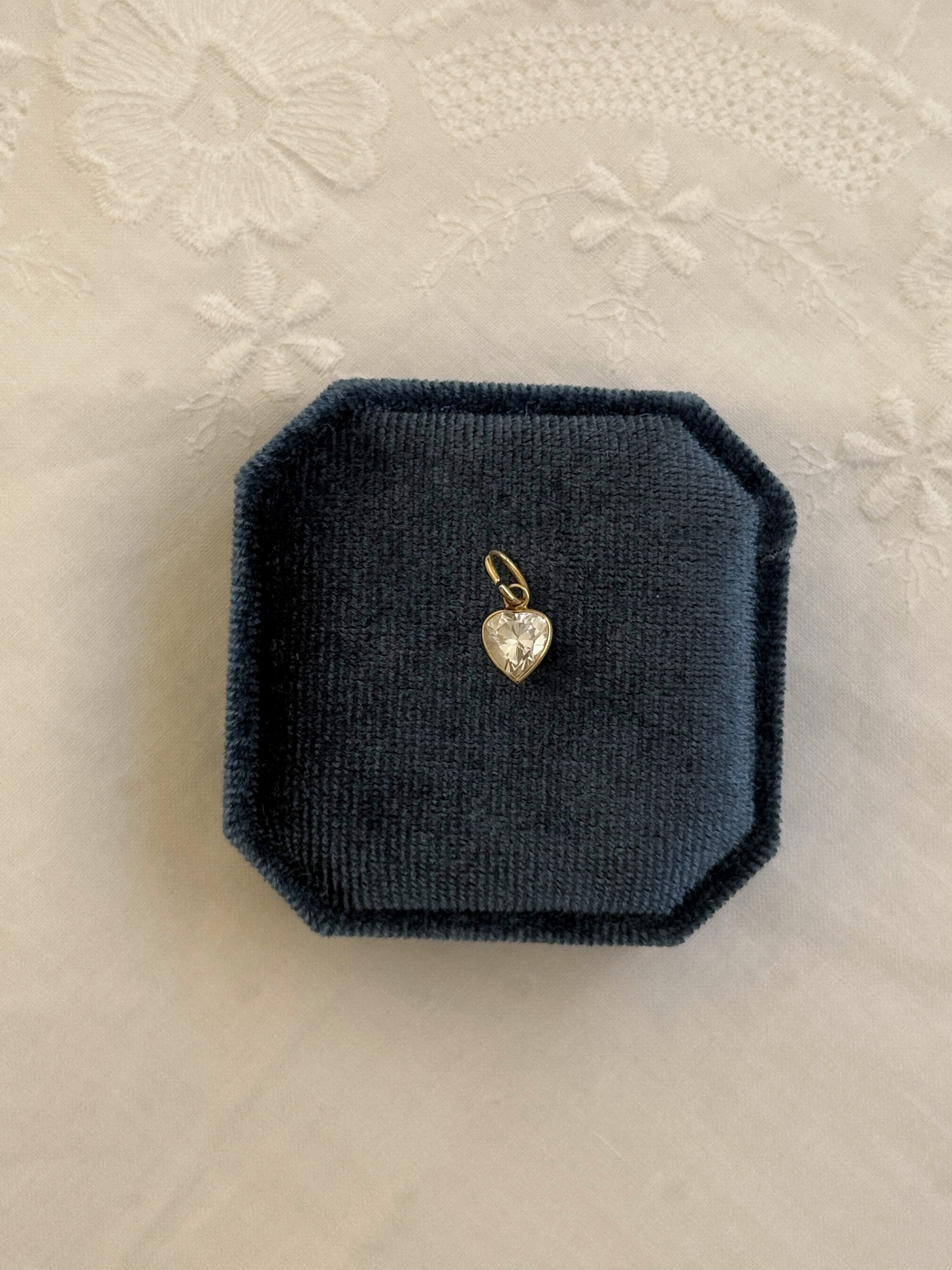 Heart Bezel Charm Vintage Gold