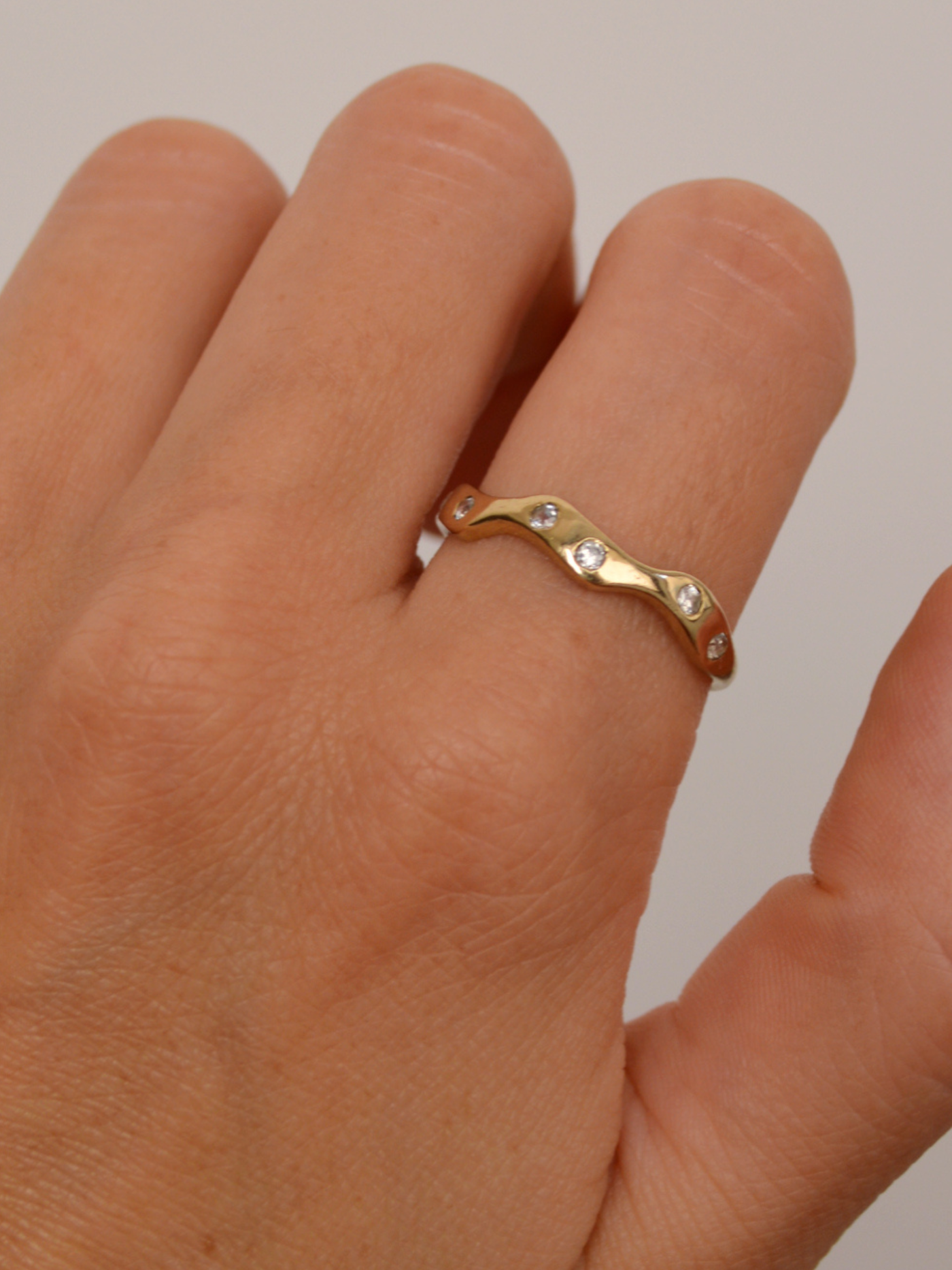 Wavy Ring Vintage Gold
