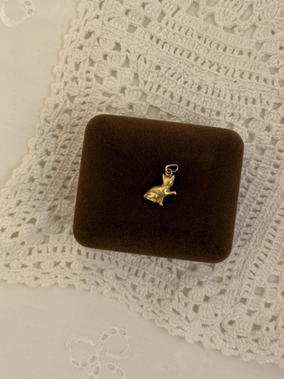 14k Kitty Charm Vintage Gold