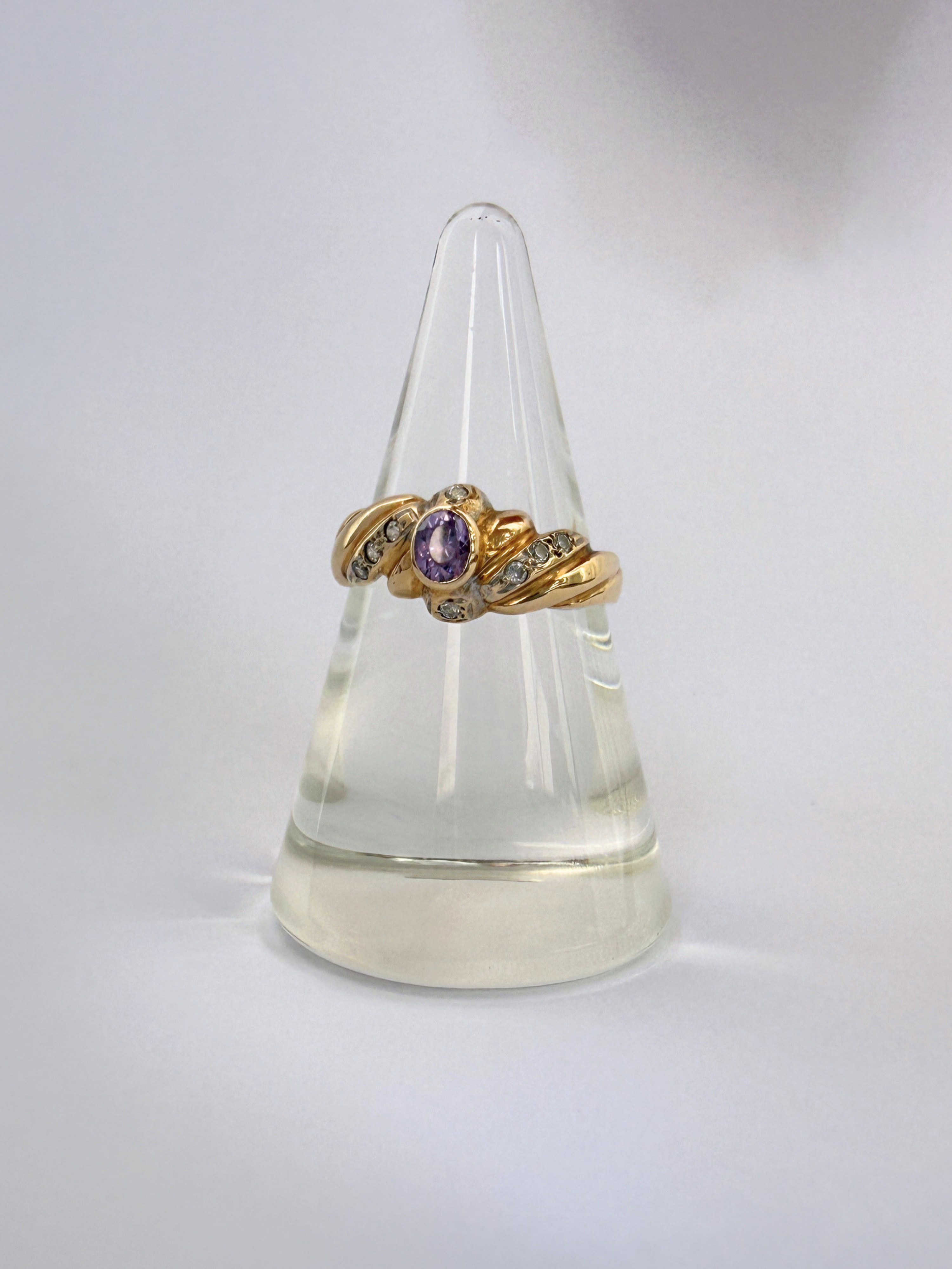 Amethyst Ring Vintage Gold