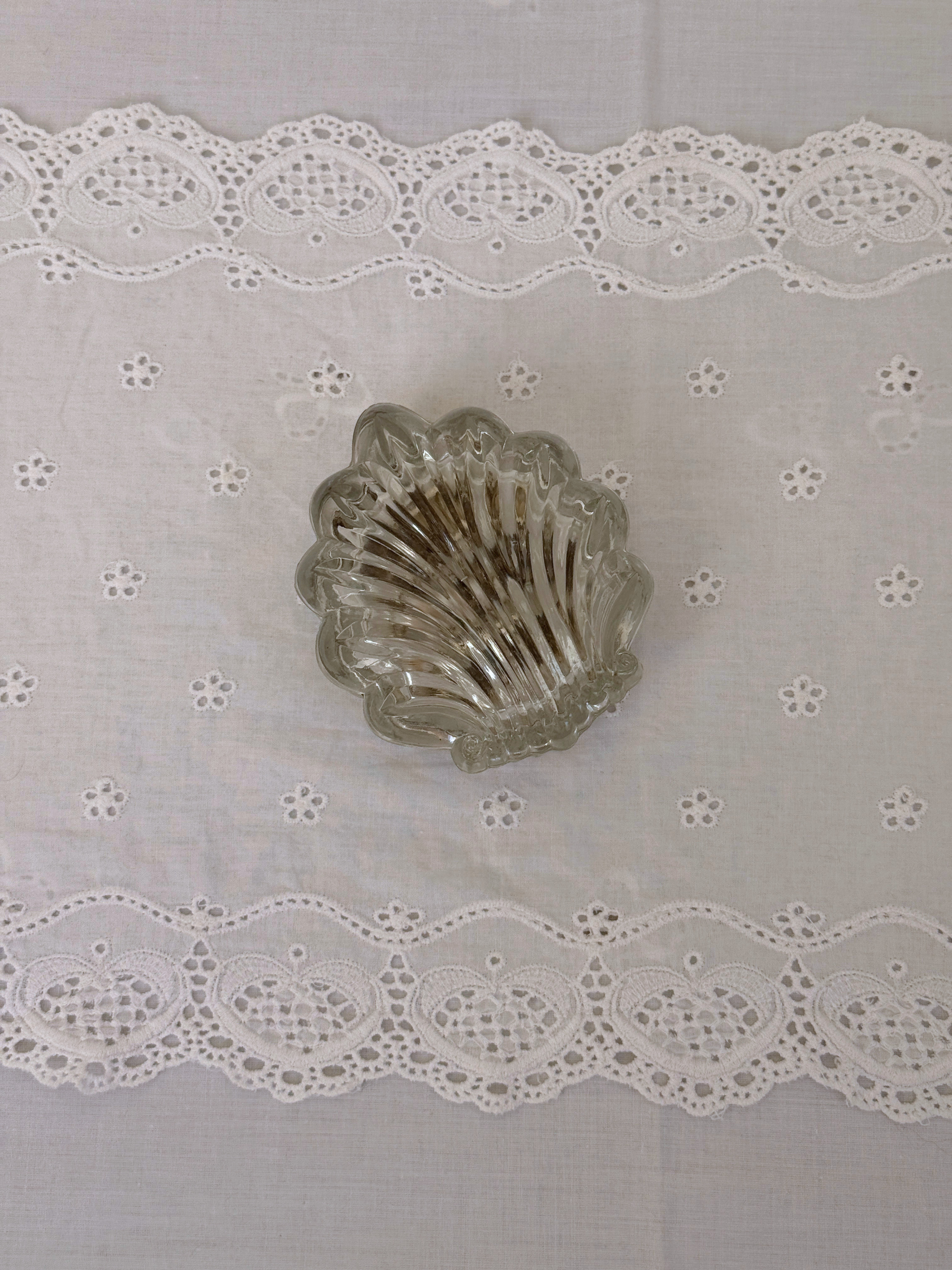 Crystal Shell Jewelry Box