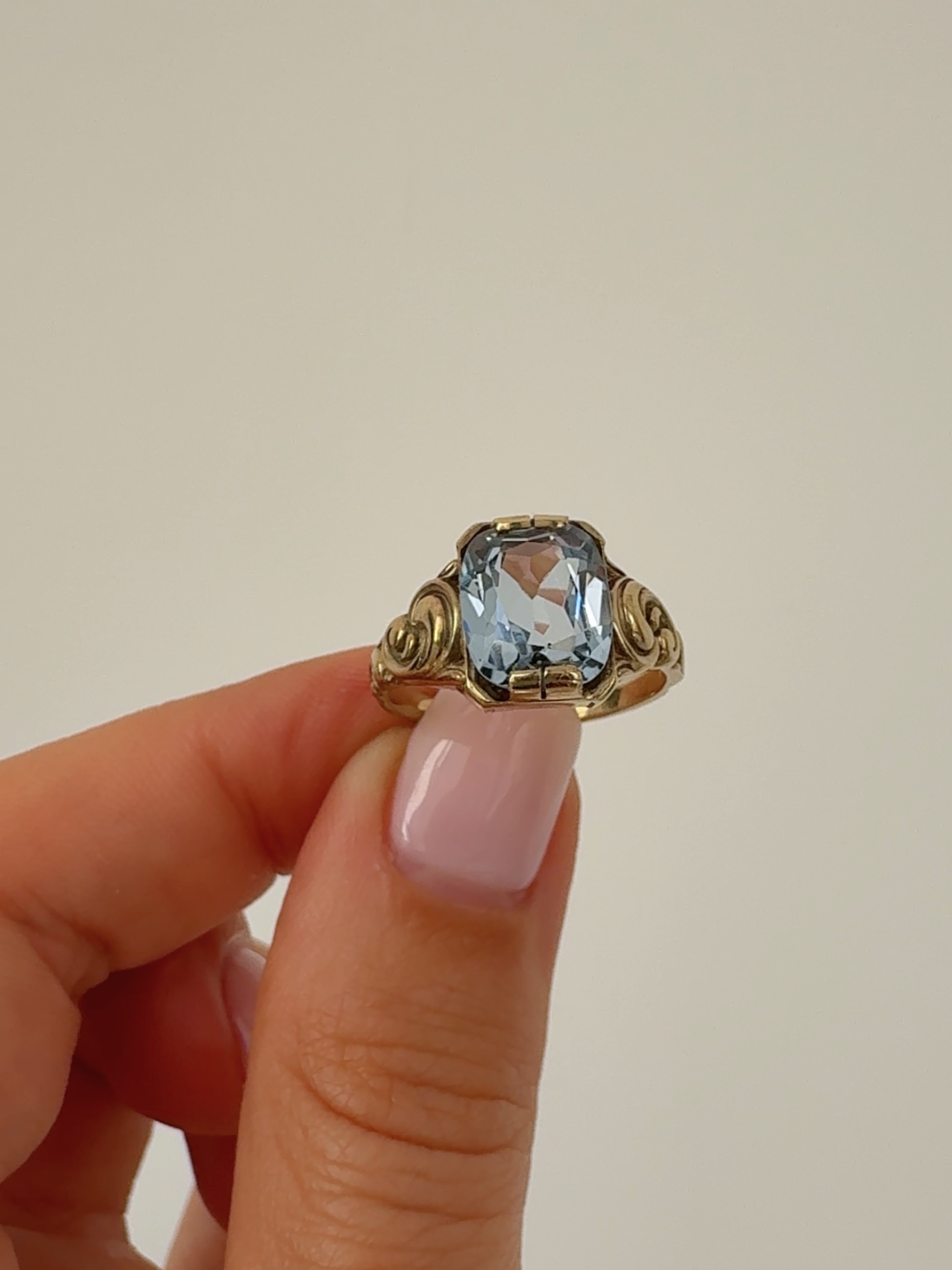 Blue Princess Ring Vintage Gold