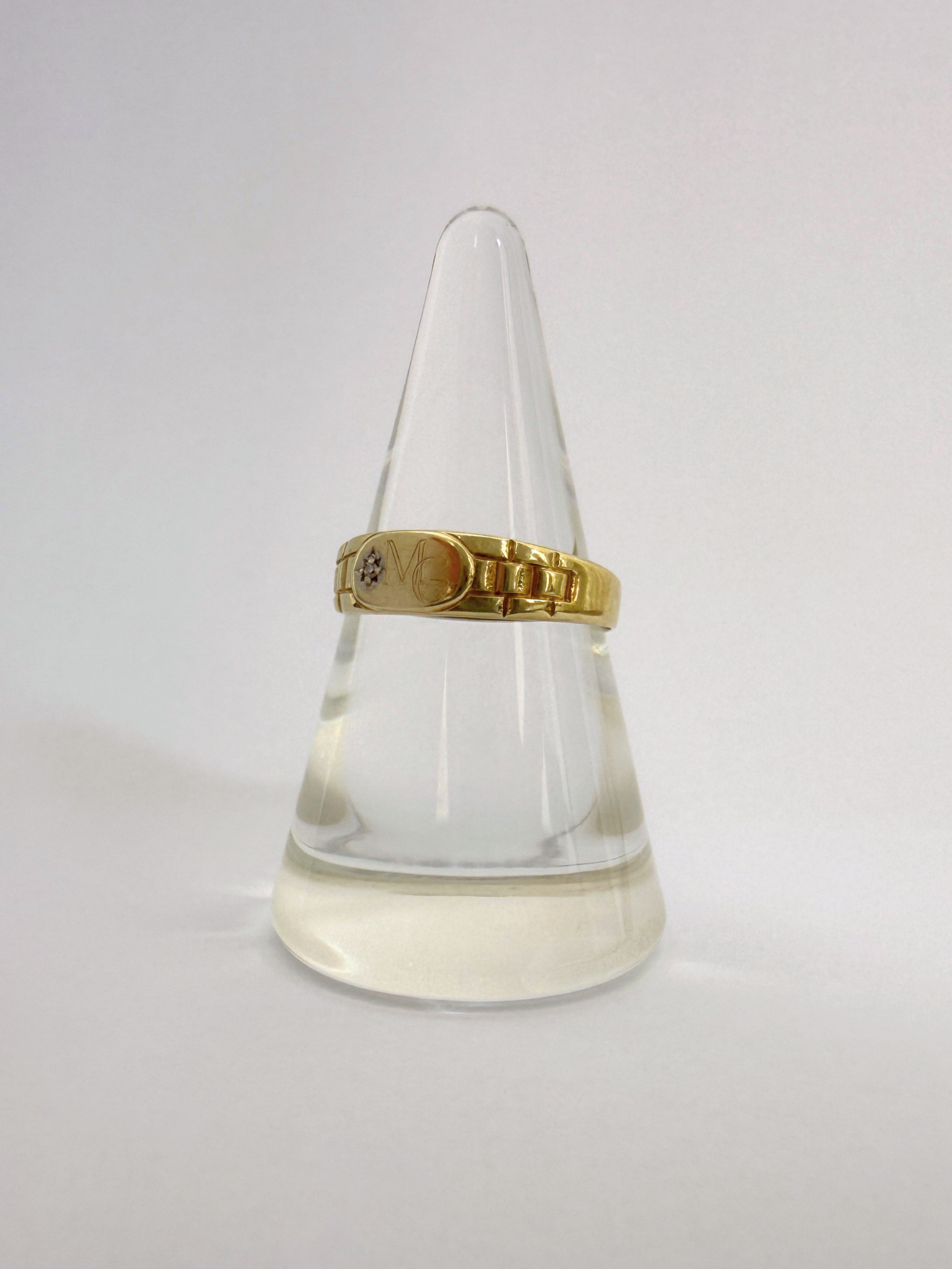 MG Ring Vintage Yellow Gold