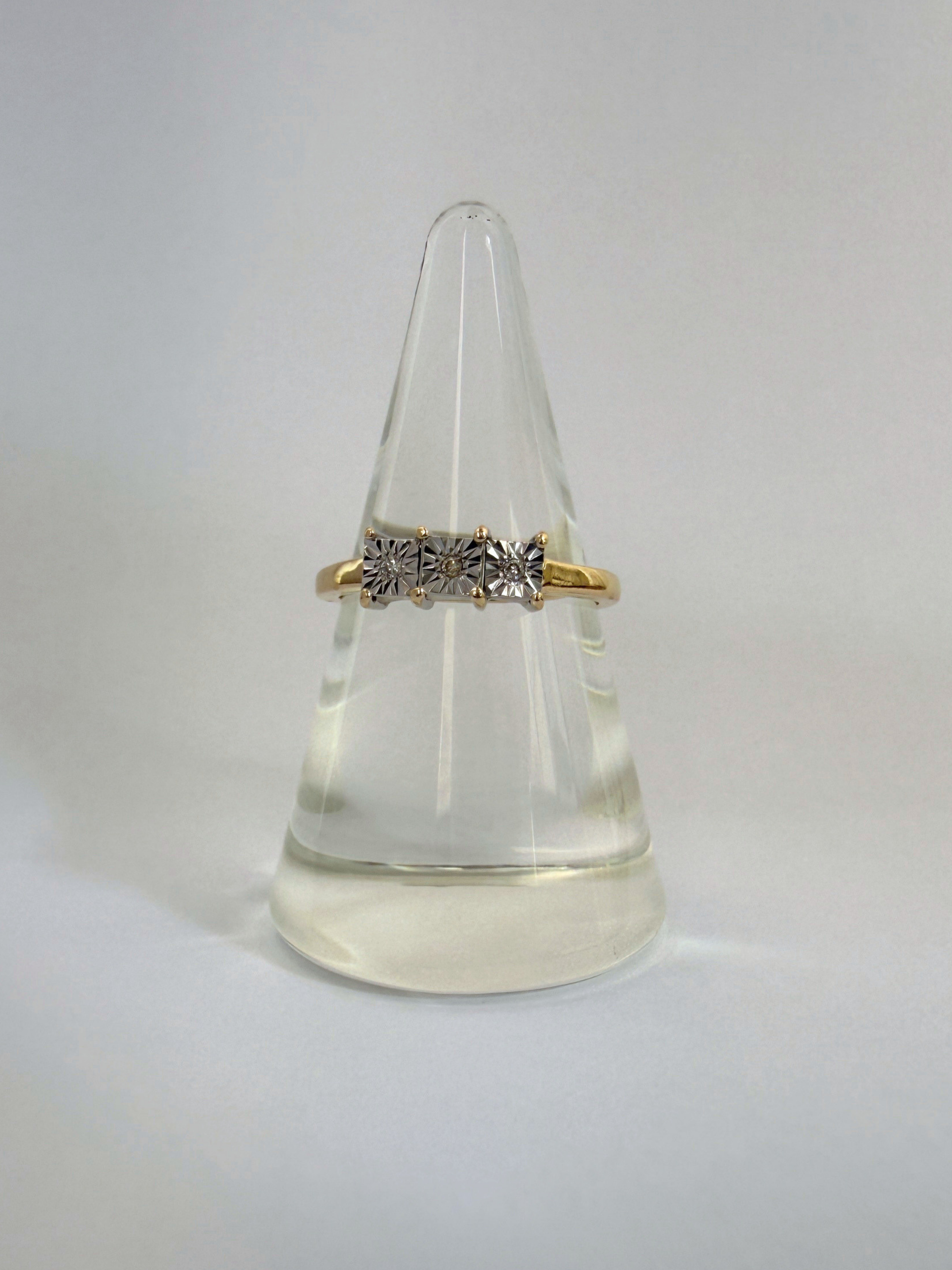 Bicolor Diamond Illusion Ring Vintage Gold