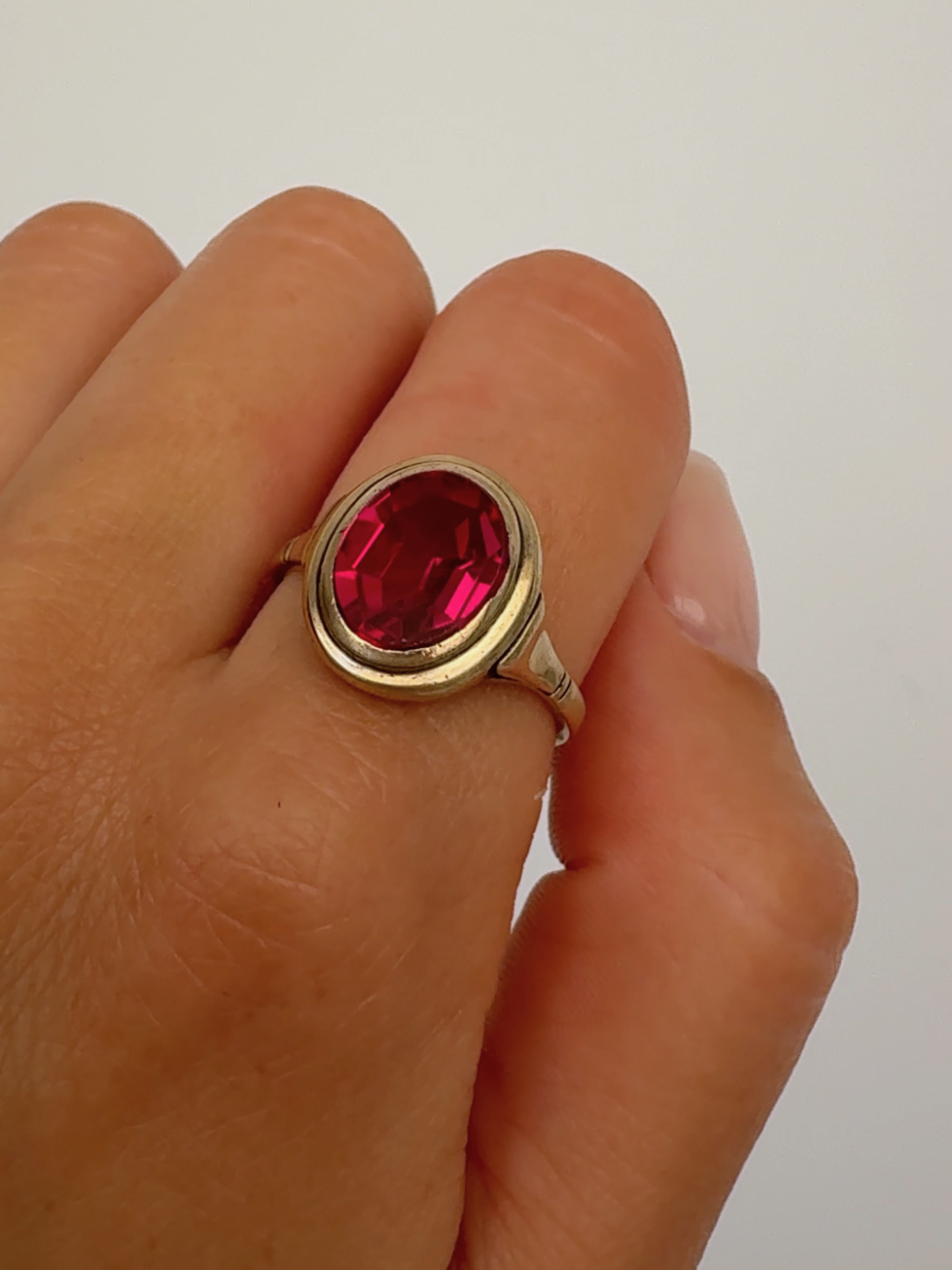 Big Red Ring Vintage Gold