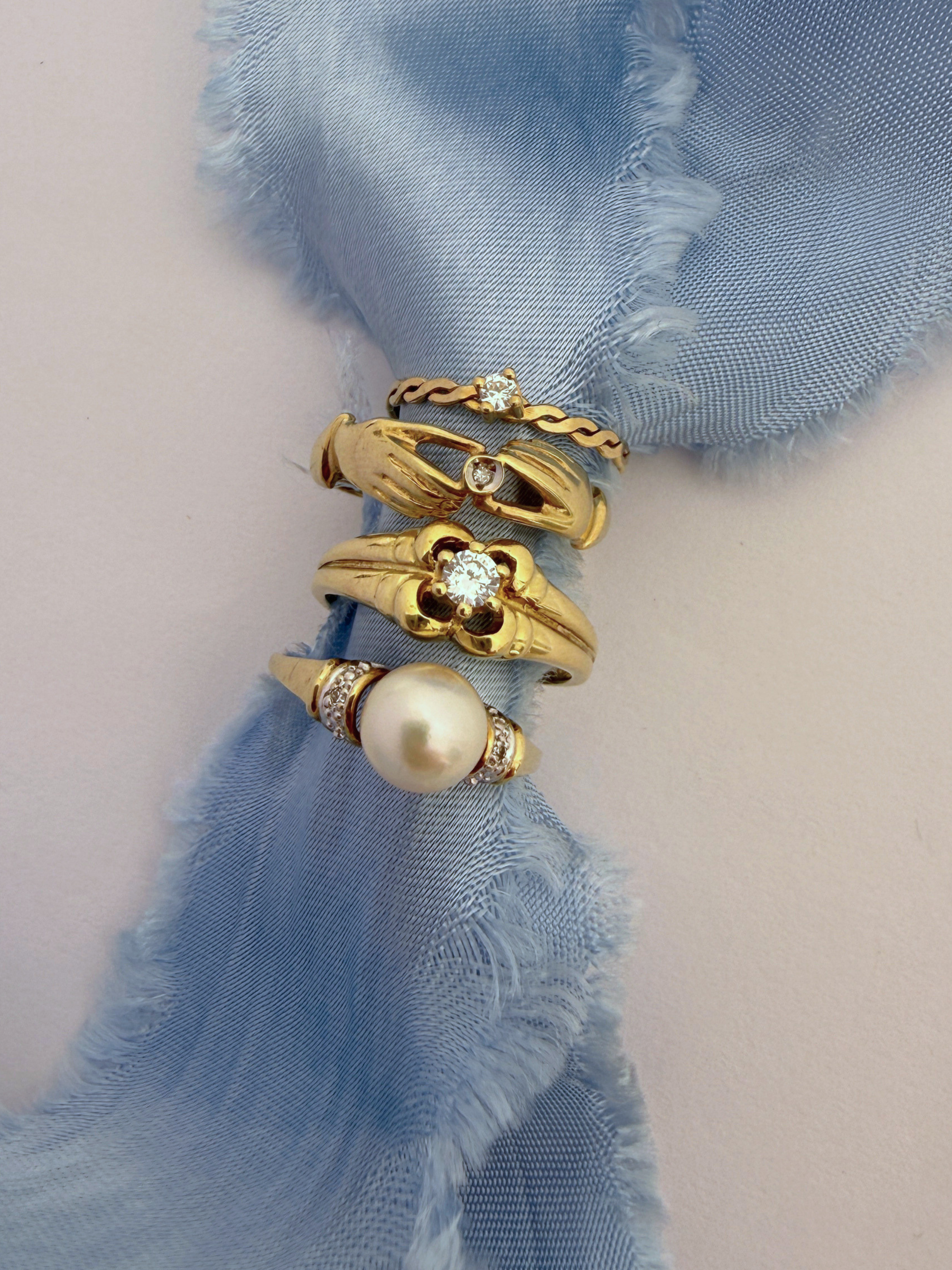 Pearl Ring Vintage Gold