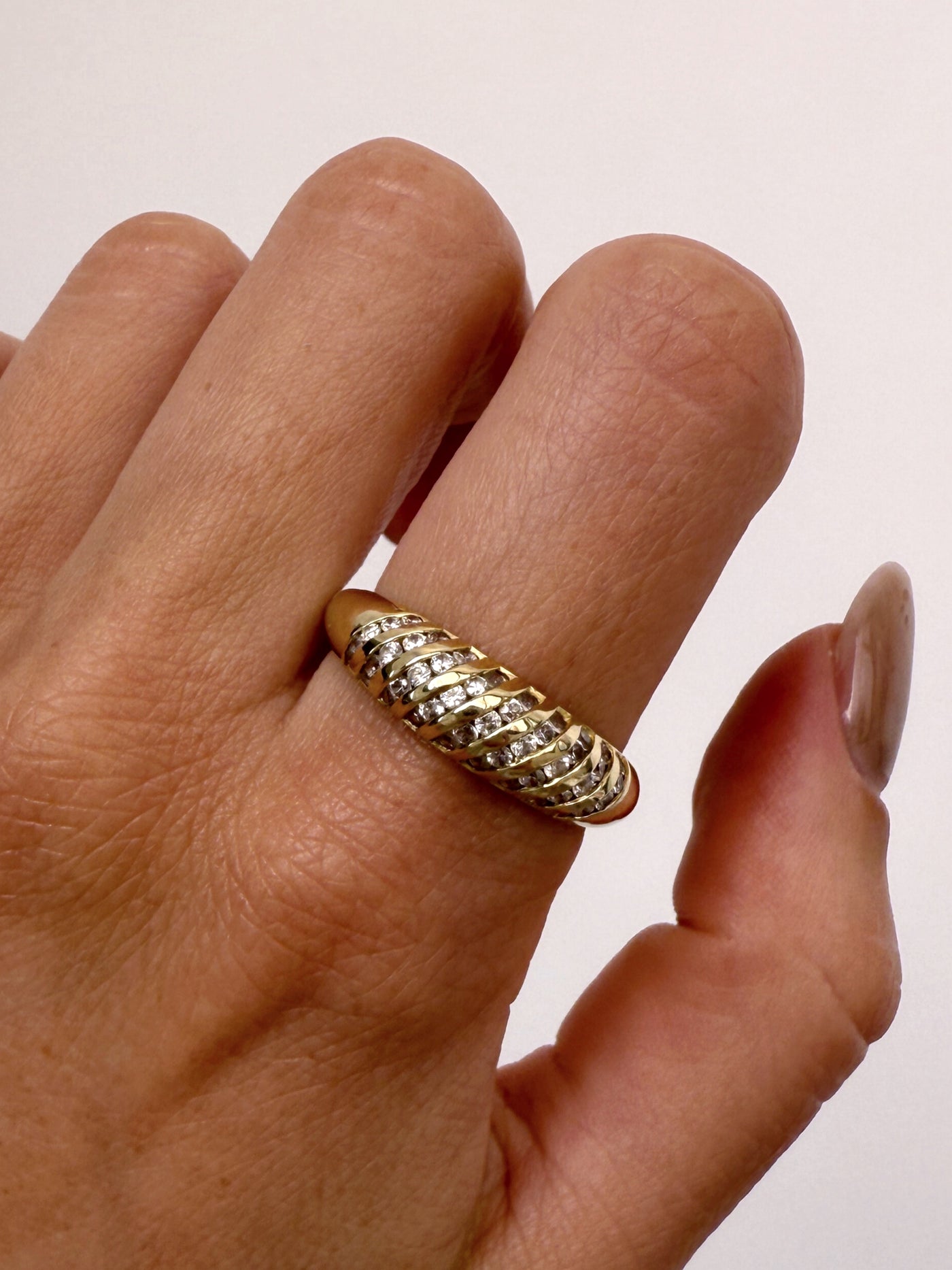 Bling Dome Ring Vintage Gold