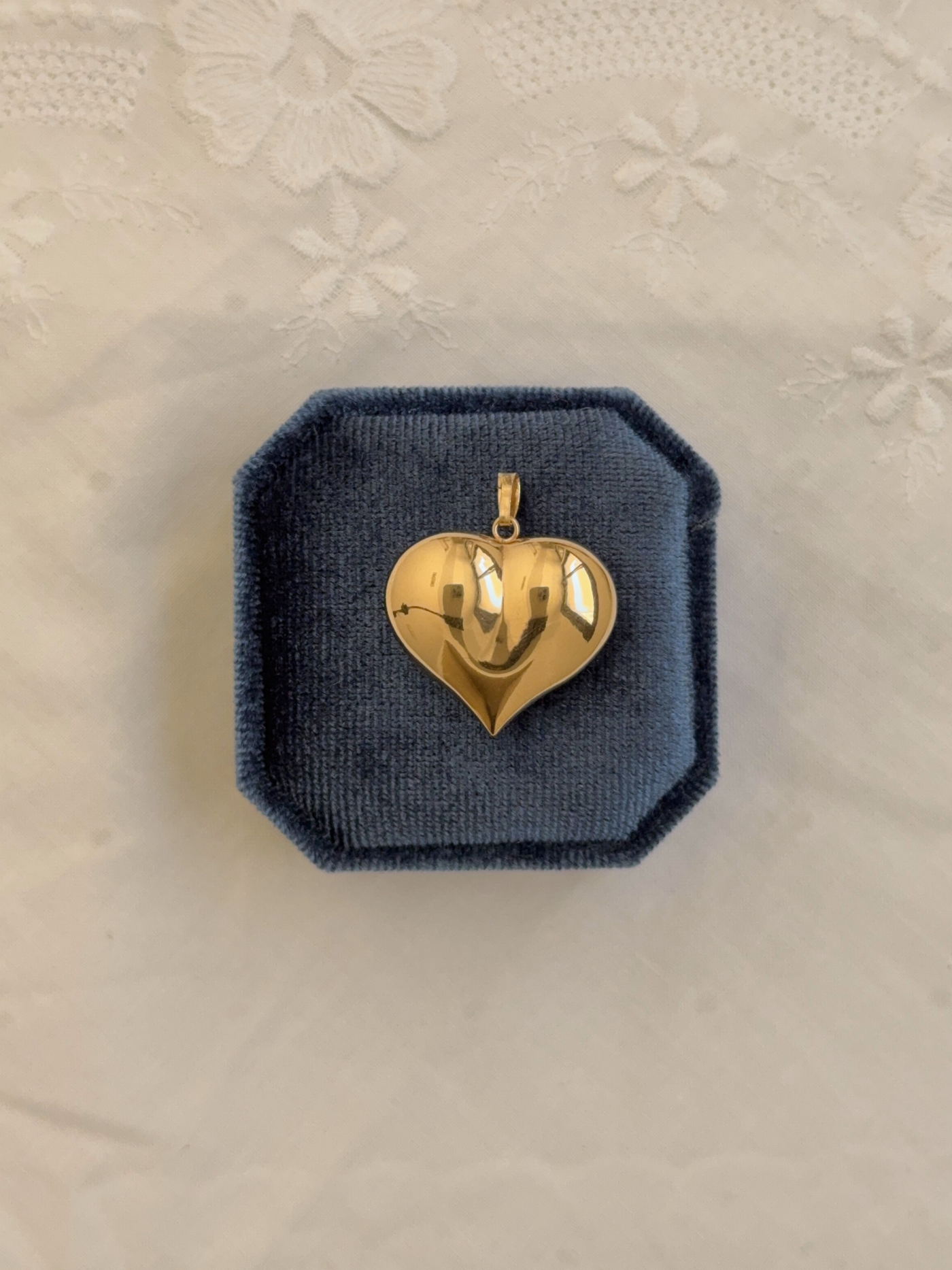 Chunky Bubble Heart Charm Vintage Gold