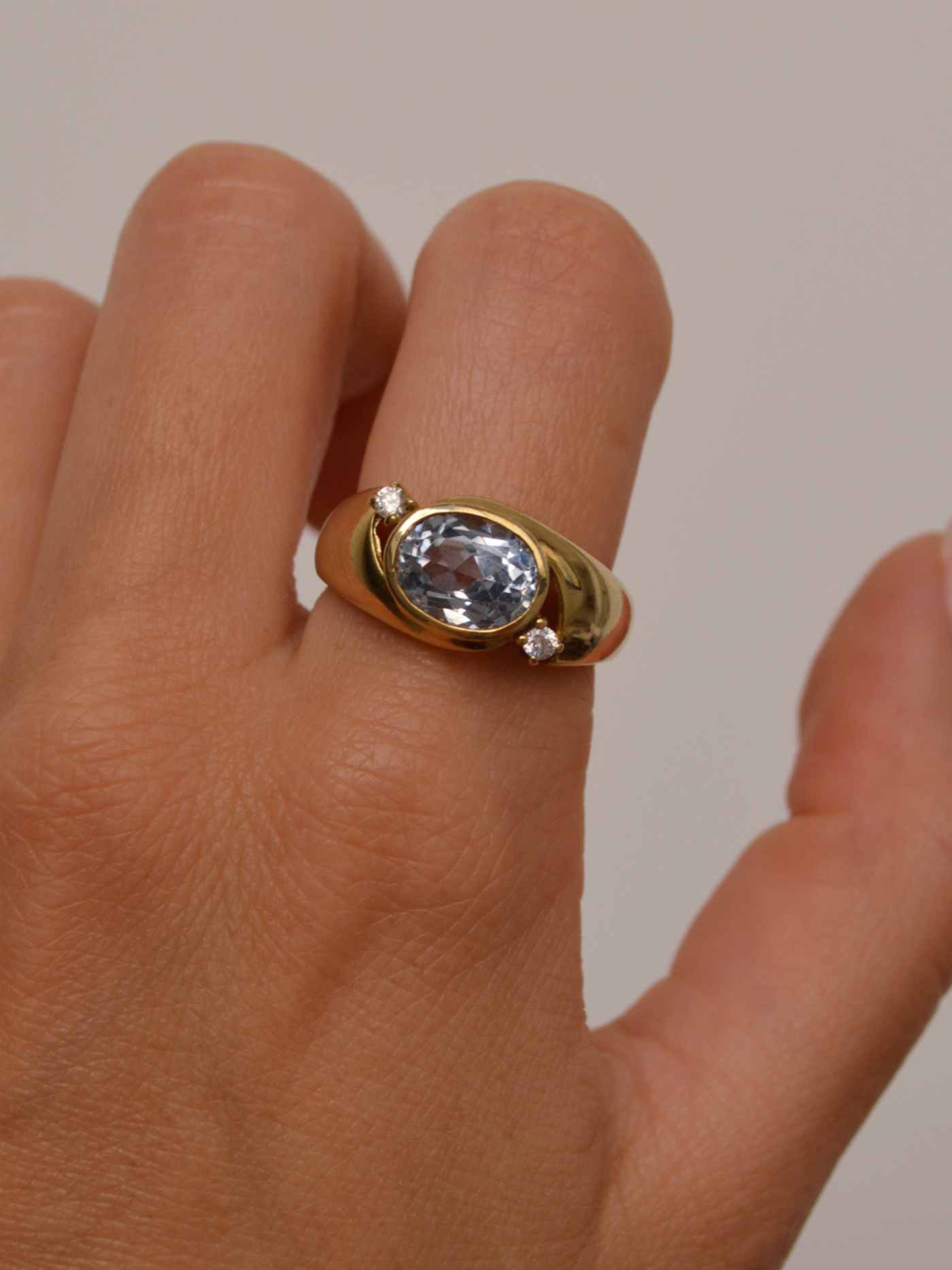 Chunky Bezel Topaz Ring Vintage Gold
