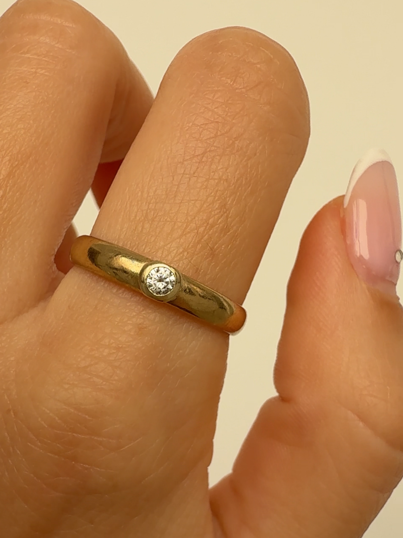 Mini Solitaire Ring Vintage Gold – holaamorestudios