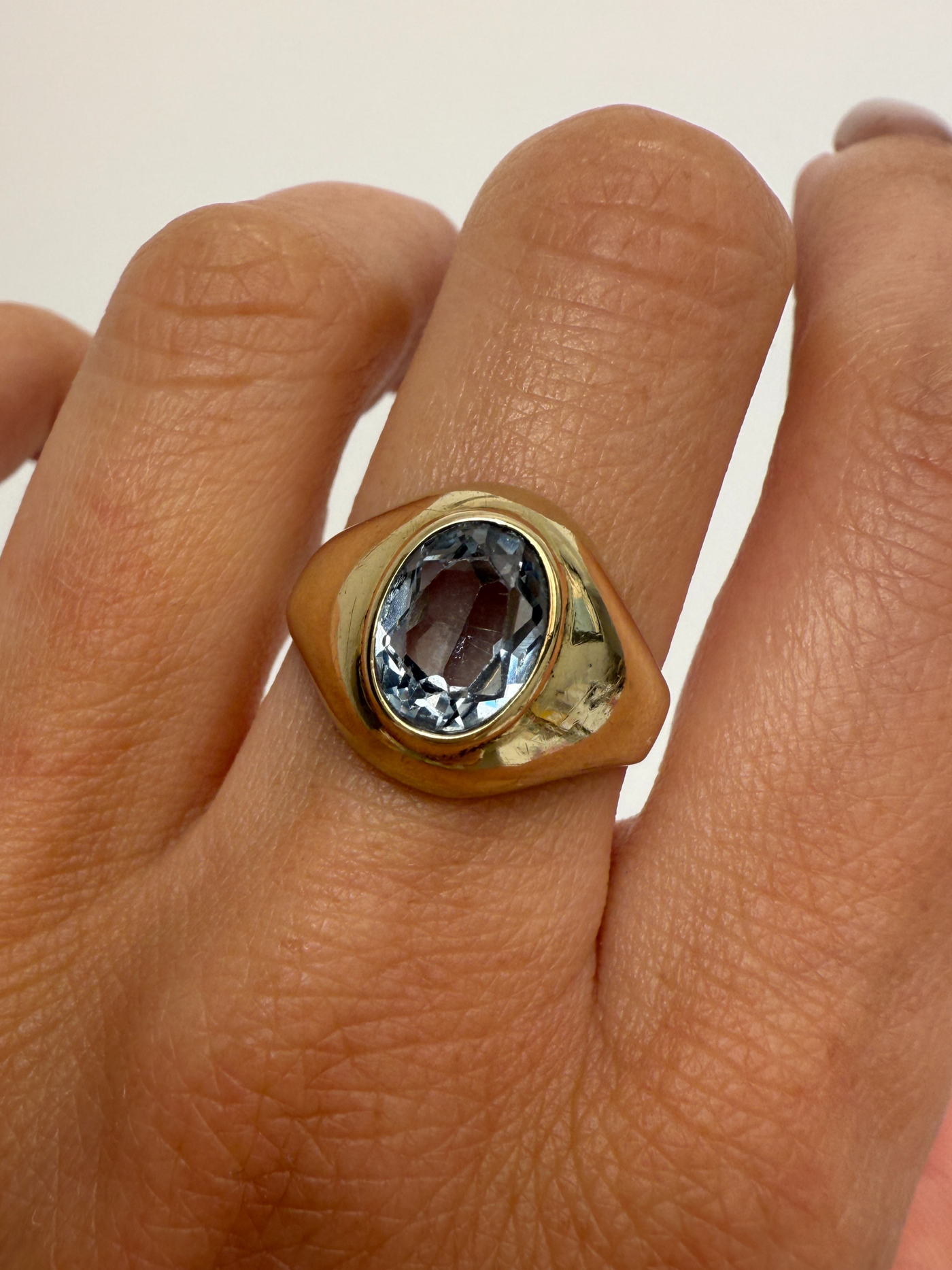Summer Sky Oval Ring Vintage Gold