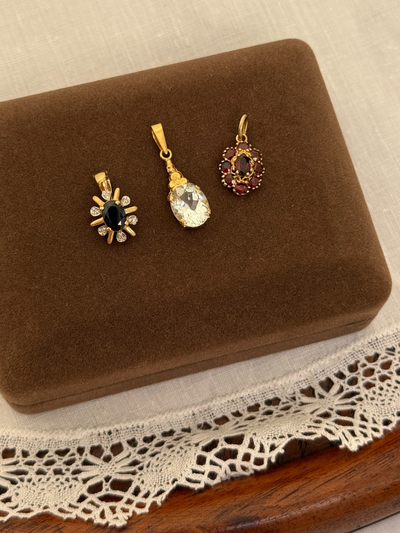 Charm Collection Vintage Gold