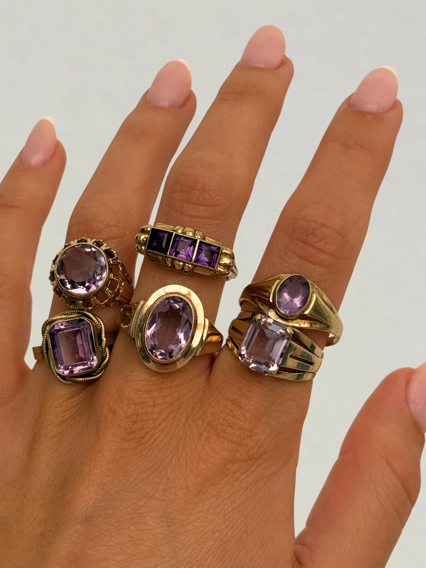 Purple Art Deco Design Ring Vintage Gold