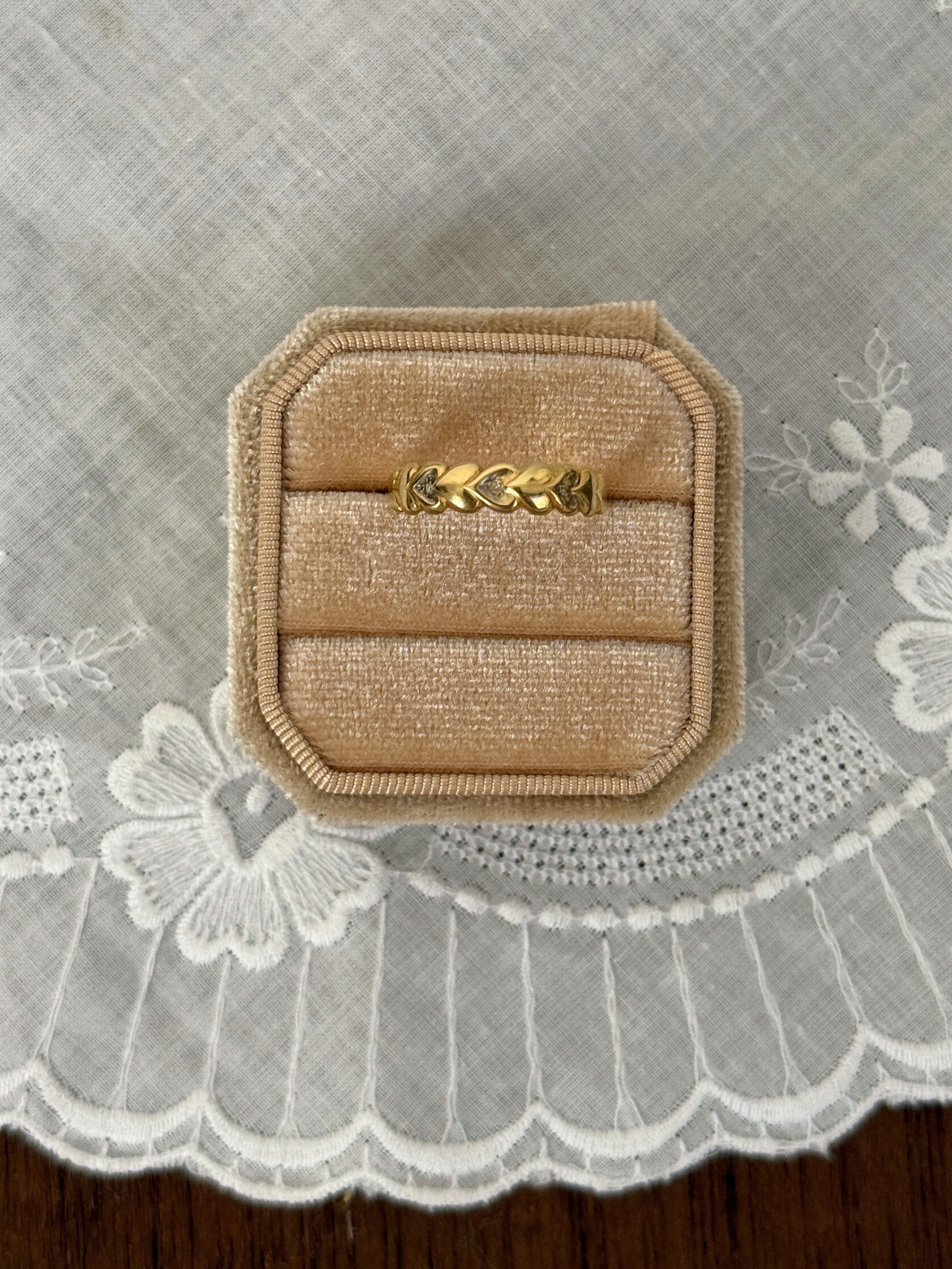 Heart Half Memory Band 14k Vintage Gold