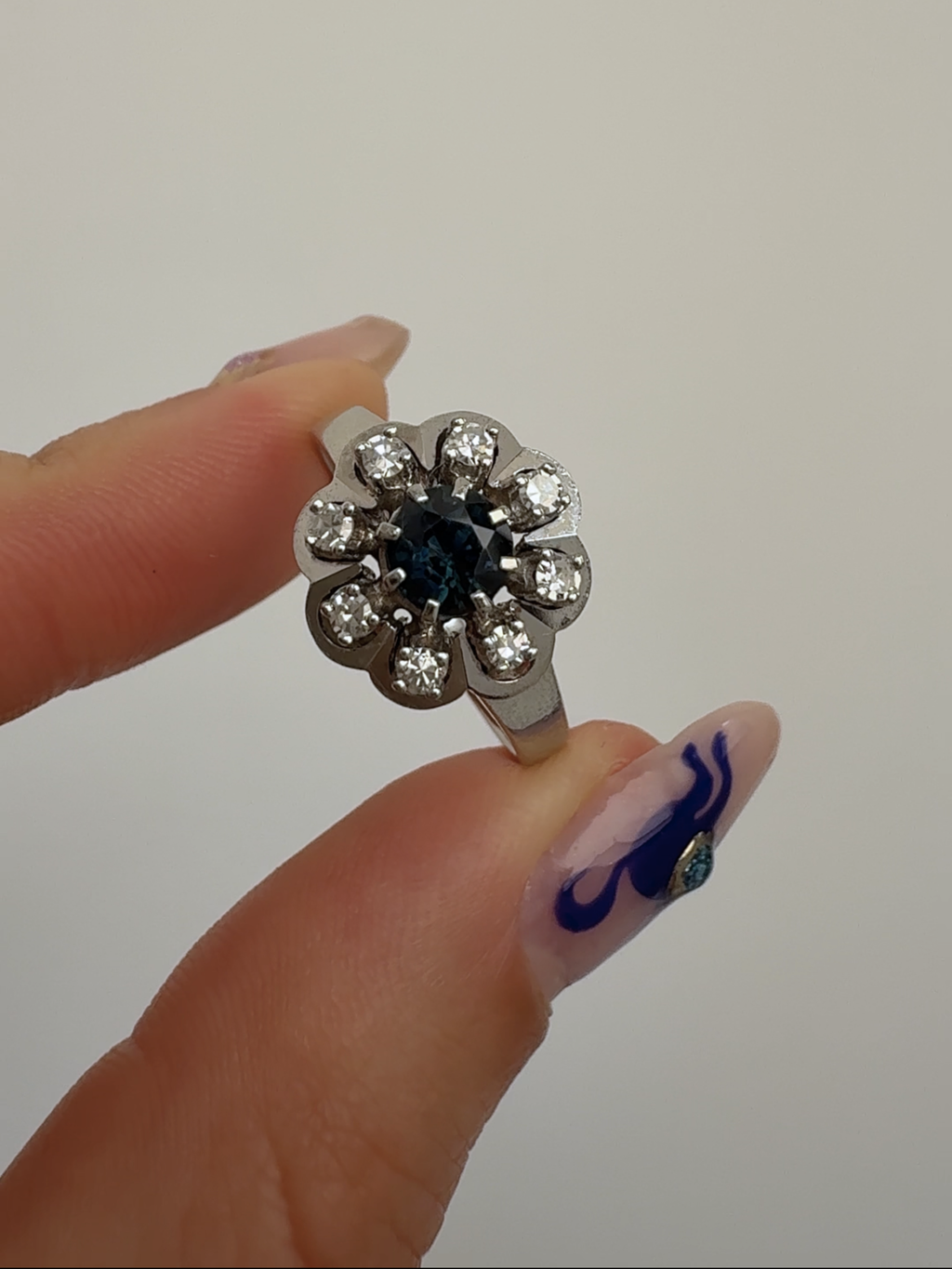 Sapphire Cluster Ring 14k Vintage Gold