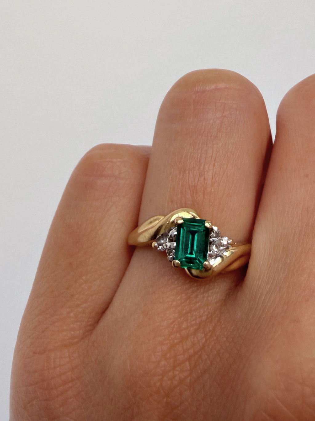 Green Princess Ring 14k Vintage Gold
