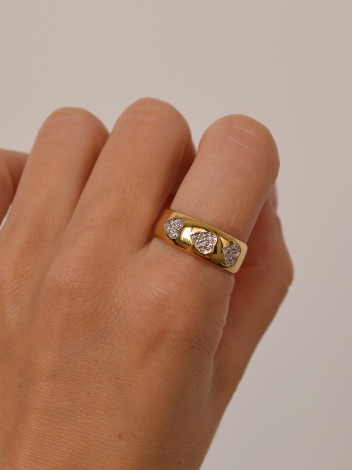 Thick Heart Gold Band Vintage Gold