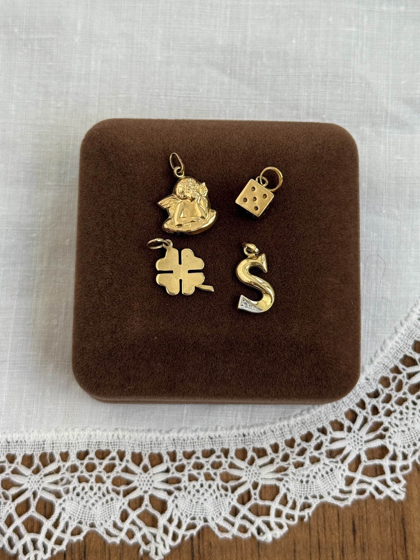 Mini Lucky Charms Vintage Gold