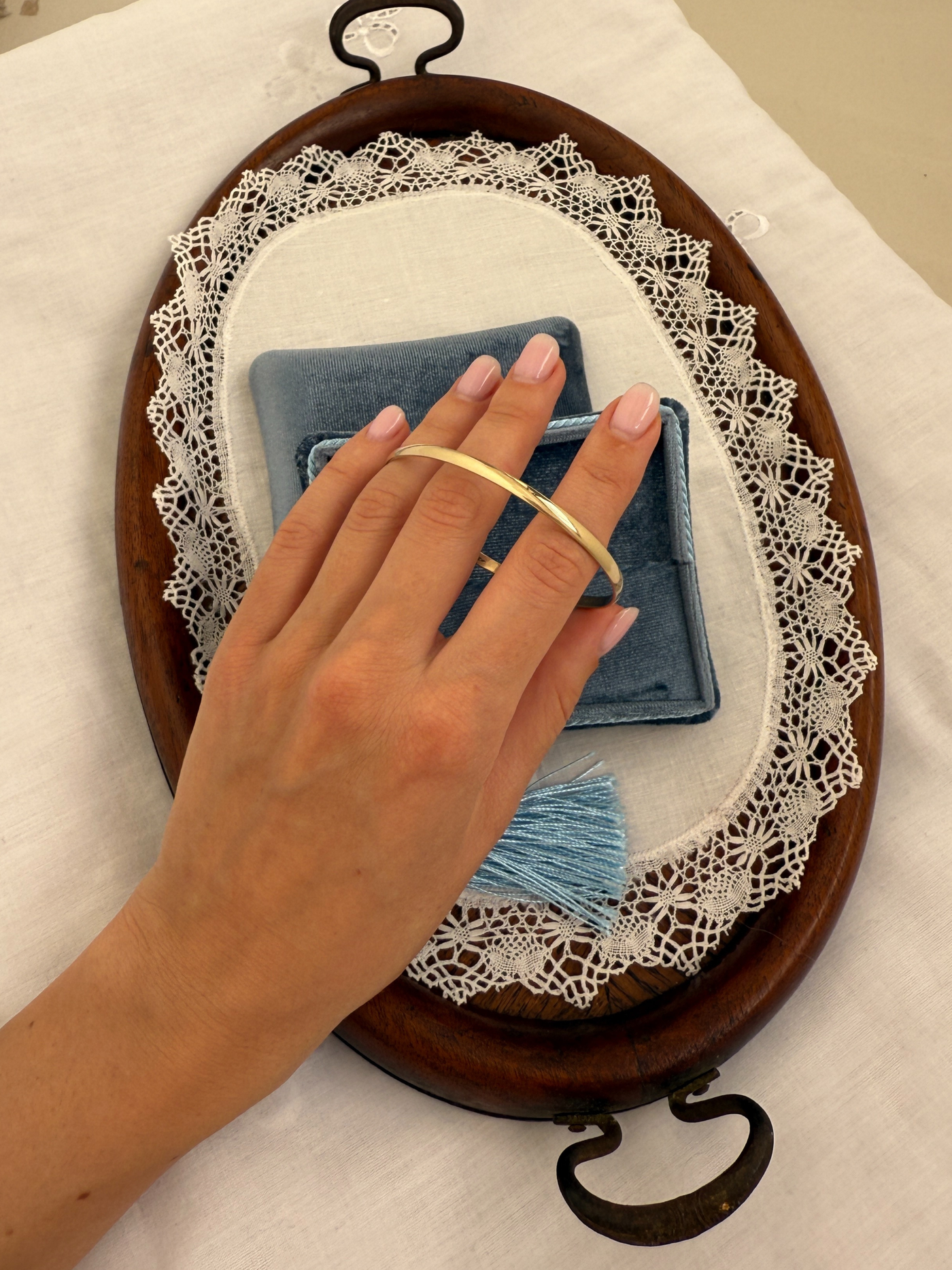 Solid Bangle Vintage Gold