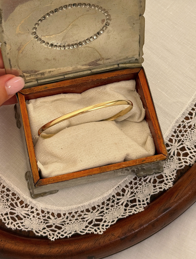 Solid Bangle Vintage Gold