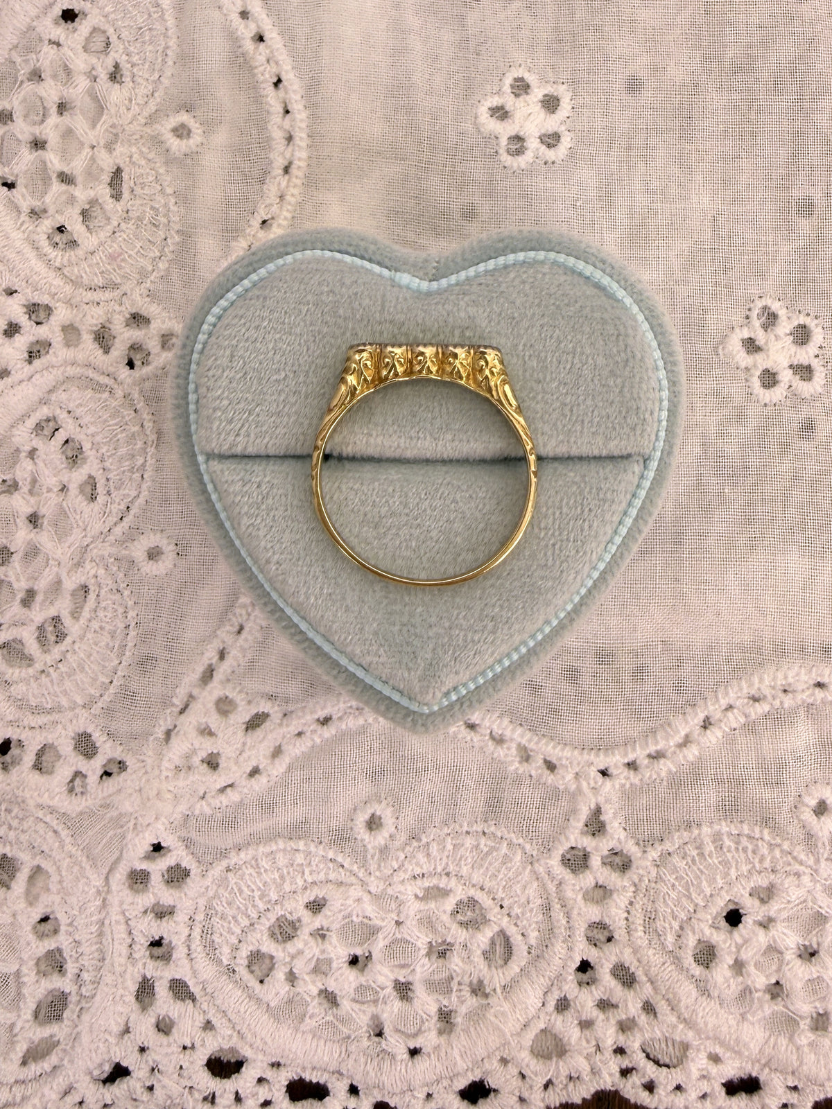 5 Diamonds Ring