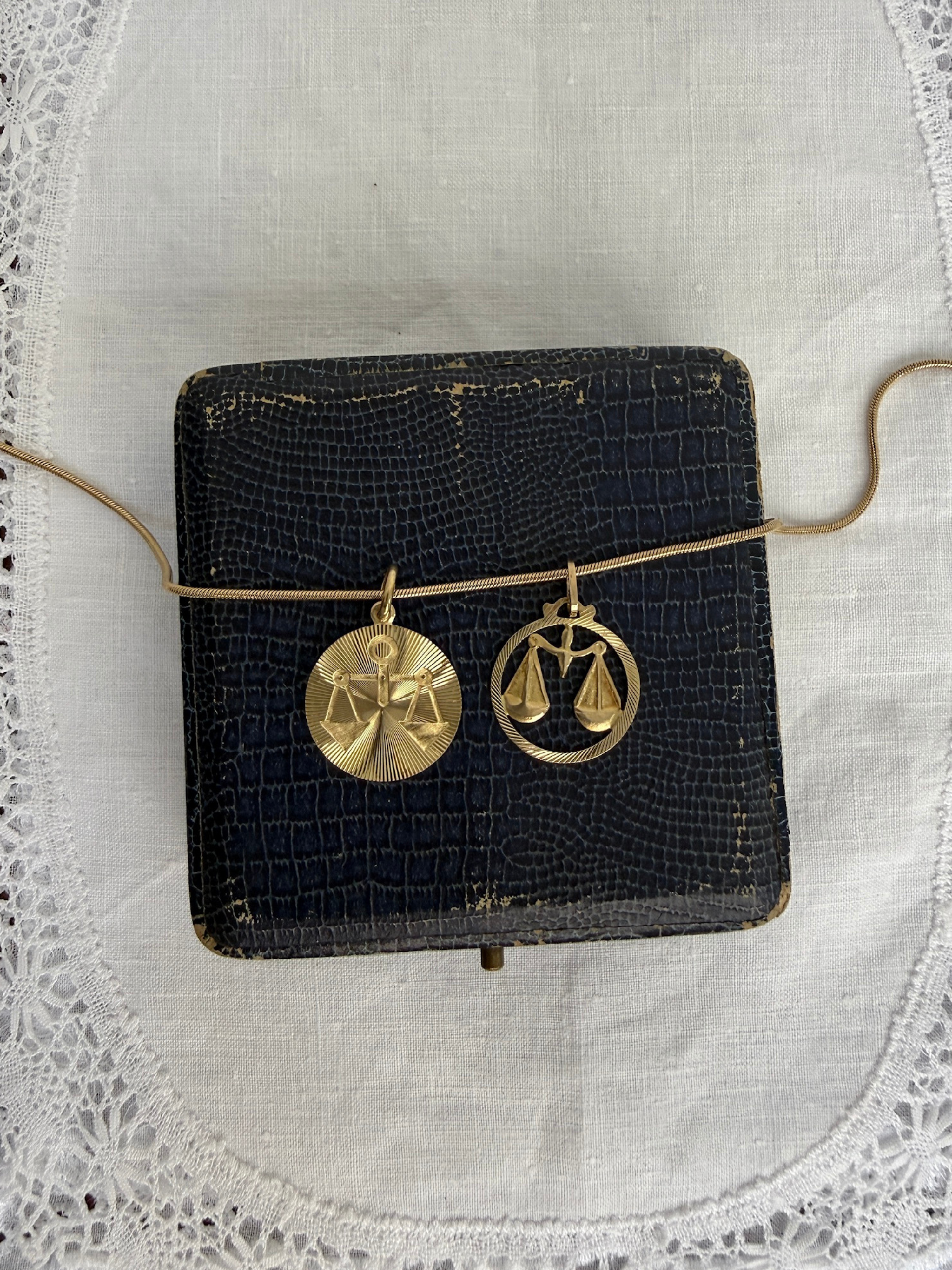 Zodiac Charm Libra Vintage Gold