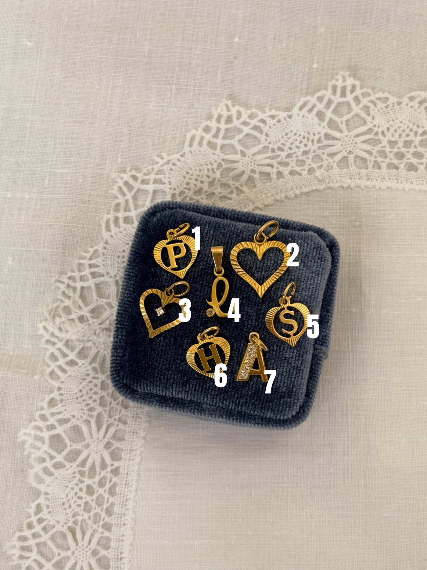 Mini Charm Collection Vintage Gold