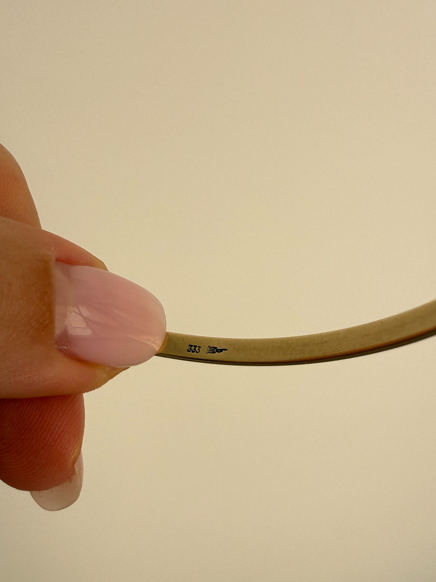 Solid Bangle Vintage Gold