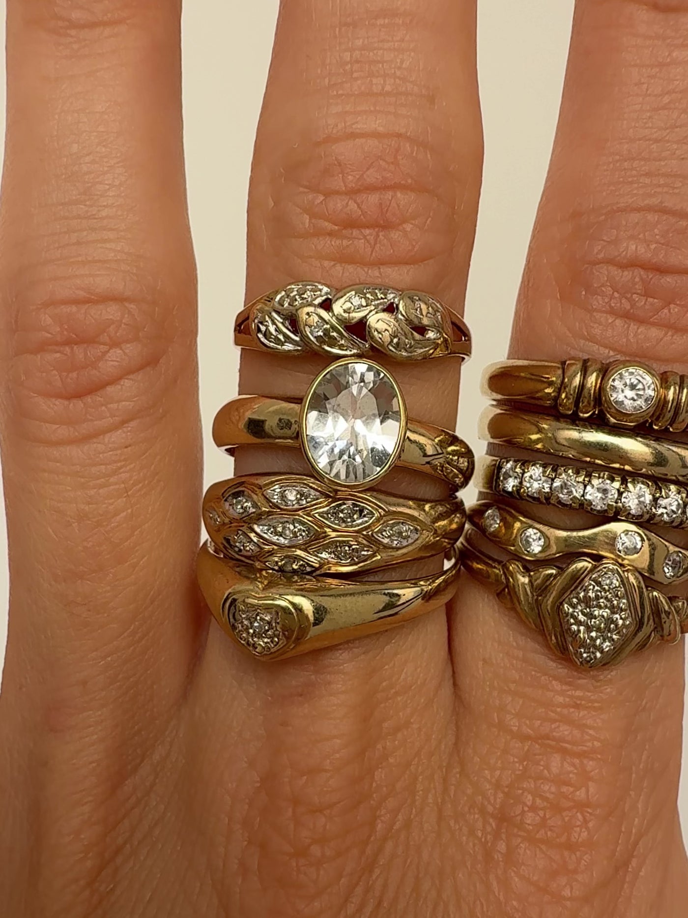 Wavy Ring Vintage Gold