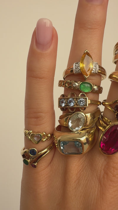 Sapphire Chain Ring Vintage Gold